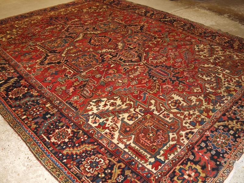 Antique Heriz Carpet with Large Medallion -cotswold-oriental-rugs-p5011770-main-637866547376089543.JPG