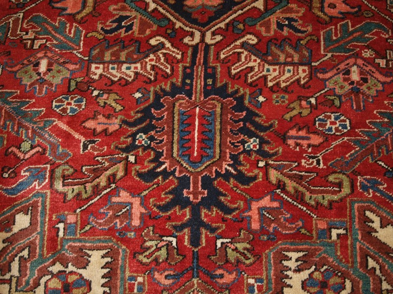Antique Heriz Carpet with Large Medallion -cotswold-oriental-rugs-p5011777-main-637866547661493604.JPG