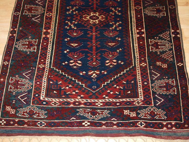 A Turkish Dosemealti Rug Of Traditional Design-cotswold-oriental-rugs-p5012301-main-637867389969771571.JPG