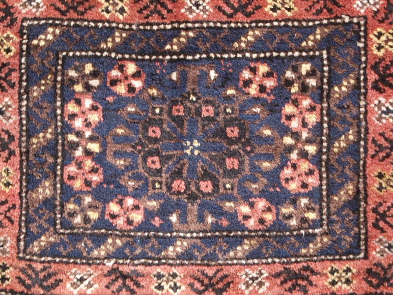 Antique Baluch Saddle Bag Face-cotswold-oriental-rugs-p5112109-main-637820075711930333.JPG