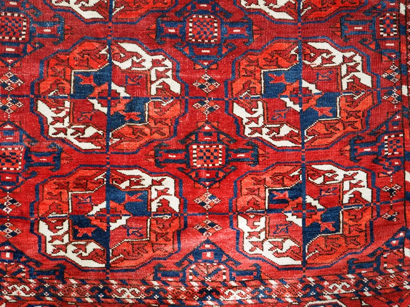An excellent Tekke Turkmen main carpet -cotswold-oriental-rugs-p7050029-main-637757069884634912.JPG