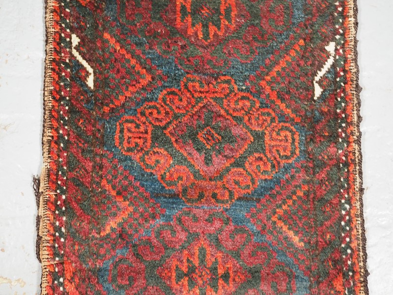 Antique Mushwani Baluch Pushti With Plain Back-cotswold-oriental-rugs-pb060083-main-637743997388444381.JPG