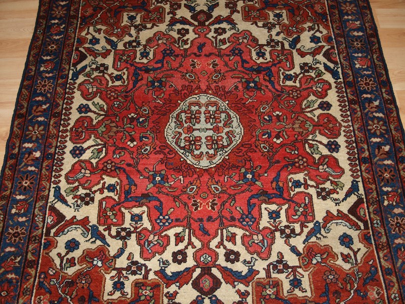 A Good Example Of A North West Persian Tafresh-cotswold-oriental-rugs-pb068097-main-637889210653342289.JPG