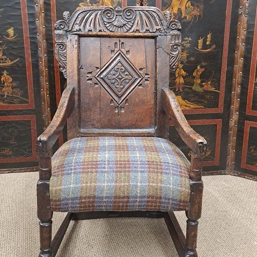 17TH Century Oak Wainscot Armchair