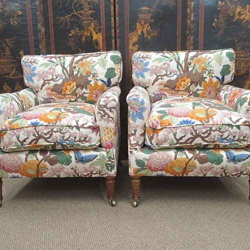 Excellent Pair Of Bespoke Howard And Sons Armchairs