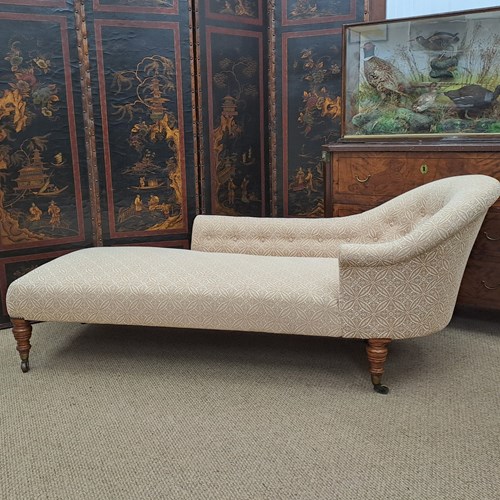 Victorian Howard And Sons Chaise Lounge