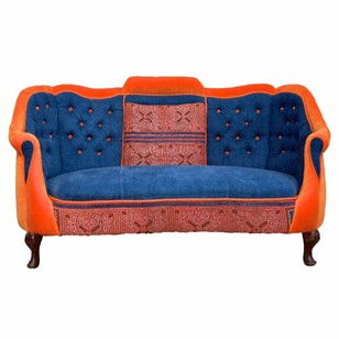 Button back Victorian Settee