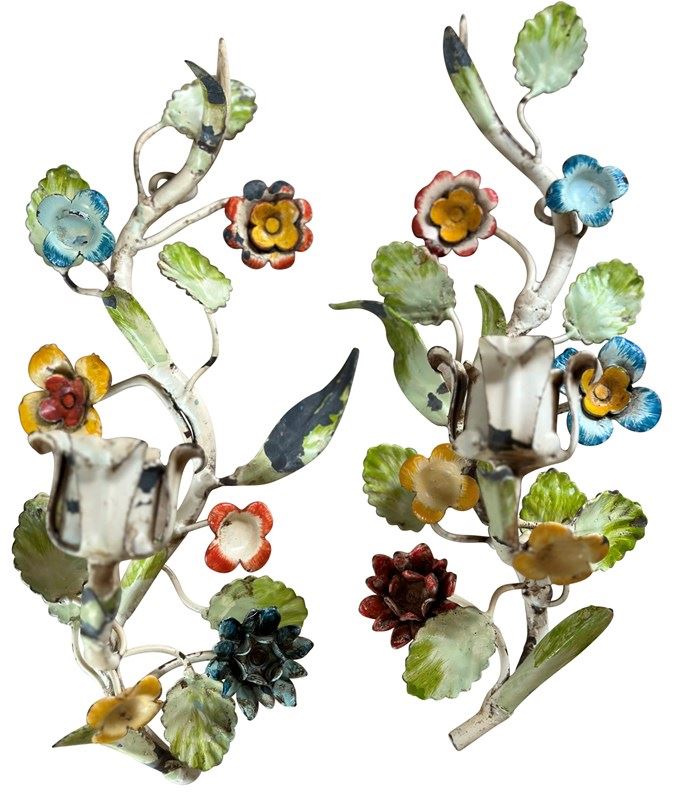 A Charming Pair Of 1930S Italian Painted Tole Flowery Sconces-covelli-tennant-img-2099-main-638242452265363693.jpg