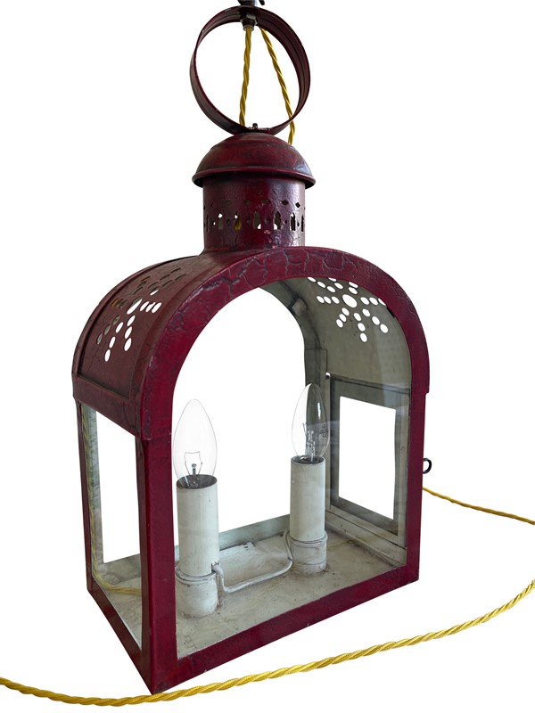 A vintage scarlet painted tole lantern-covelli-tennant-img-7090-main-637689508927228725.jpg