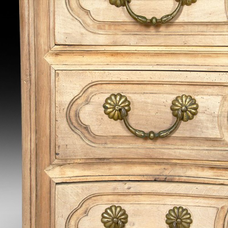 19th Century Serpentine Bleached Commode Chest-d-j-hicks-antique-furniture-an-impressive-19th-century-serpentine-blea-commode-chest-1790-1810-2-main-637749752948073261.jpg