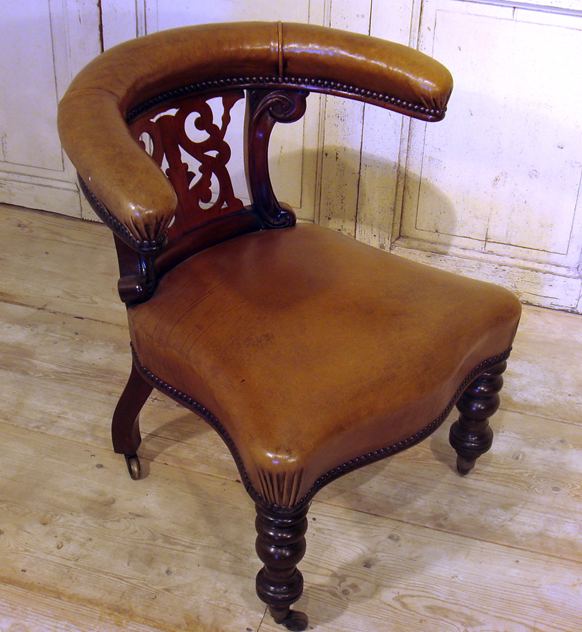 19th Century English leather Desk-dean-antiques-DSC00283_main.jpg