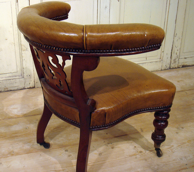 19th Century English leather Desk-dean-antiques-DSC00293_main.jpg