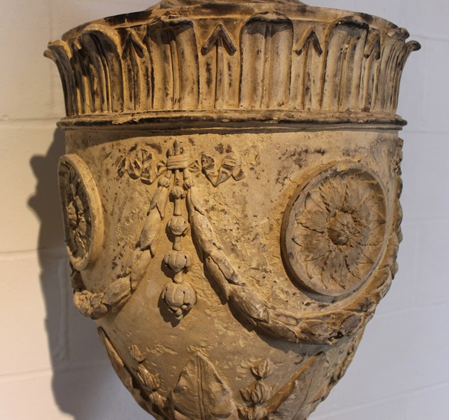 18Thc English Coade Stone Urn-dean-antiques-IMG_0971_main_636461895197001265.jpg