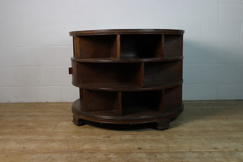 Early 20thC Revolving Oak Book stand -dean-antiques-IMG_3182-main-636784918154407108.JPG