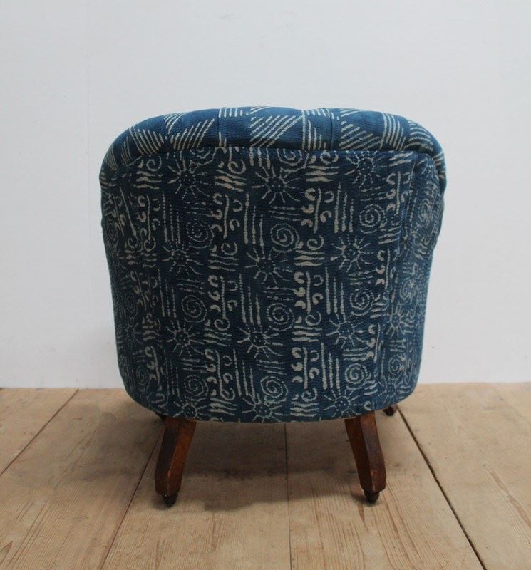 19Th Century English Tub Chair -dean-antiques-img-0959-main-638345296656766163.JPG