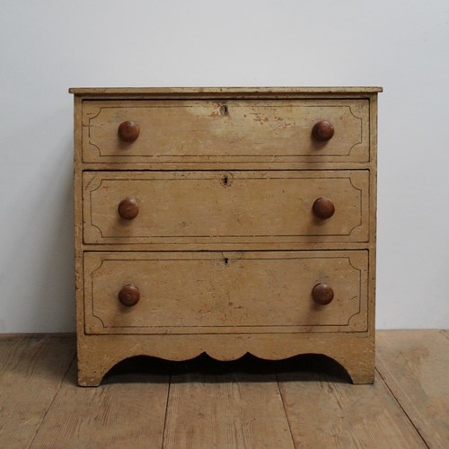 Early 19Th Century Pine Chest Of Drawers