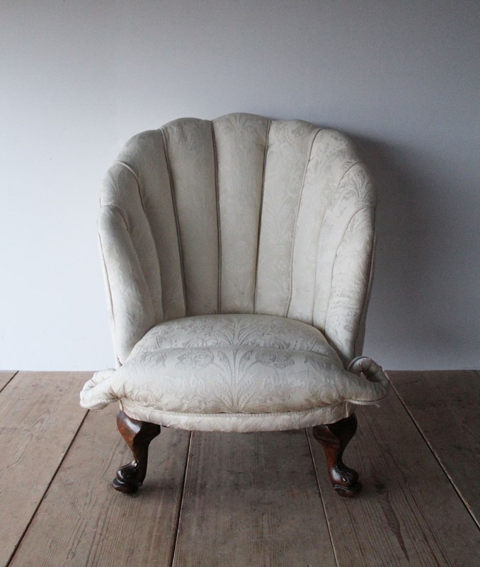 1920S Shell Chair-dean-antiques-img-1437-main-638360836937643122.JPG