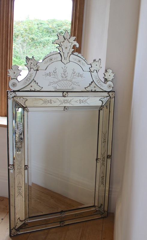 19th Century Venetian Mirror-dean-antiques-img-6029-main-637075293035575197.JPG