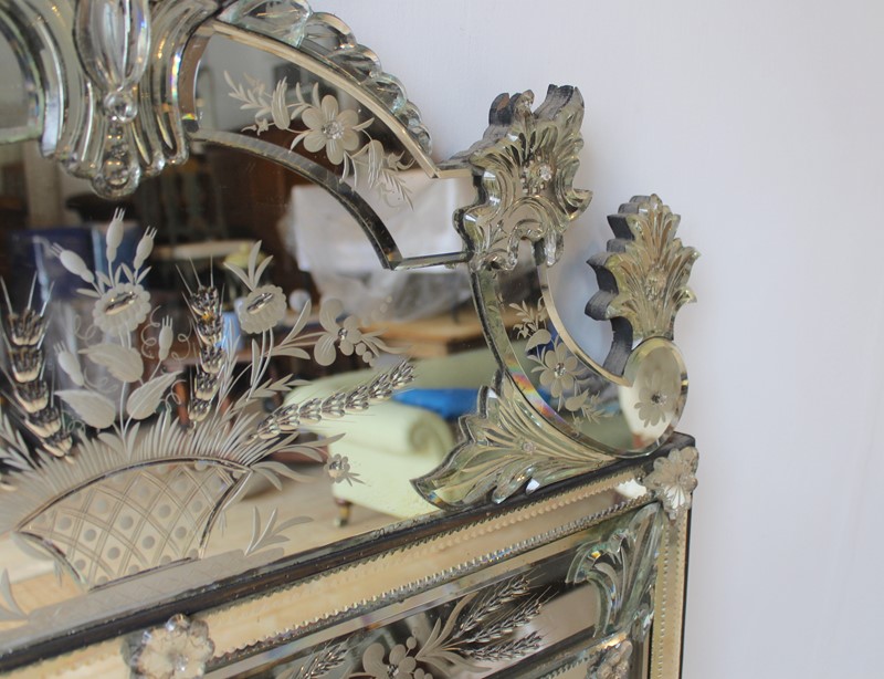 19th Century Venetian Mirror-dean-antiques-img-6048-main-637075293217136893.JPG