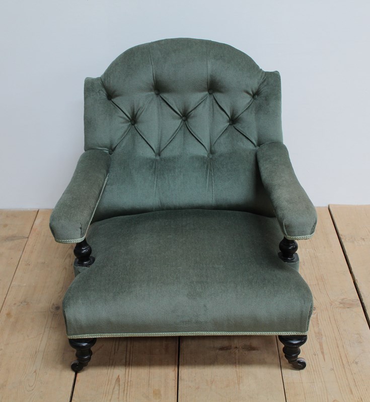 Howard Style Armchair-dean-antiques-img-6951-main-638211236395859926.JPG