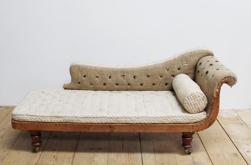 19Th Century Daybed-dean-antiques-img-8787-main-638265024753771828.JPG