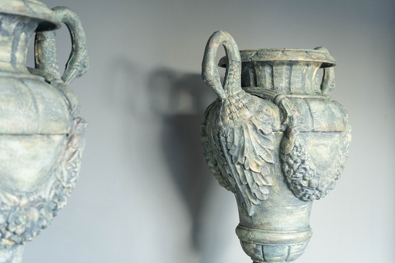 Pair Of French Antique Urns-decorative-garden-antiques-dsc05583-main-638207107172470885.jpg