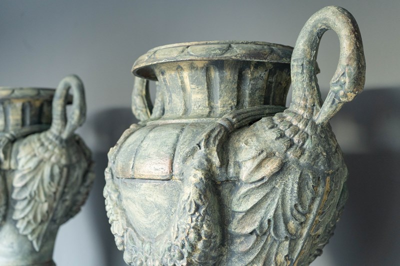 Pair Of French Antique Urns-decorative-garden-antiques-dsc05584-main-638207107234658474.jpg