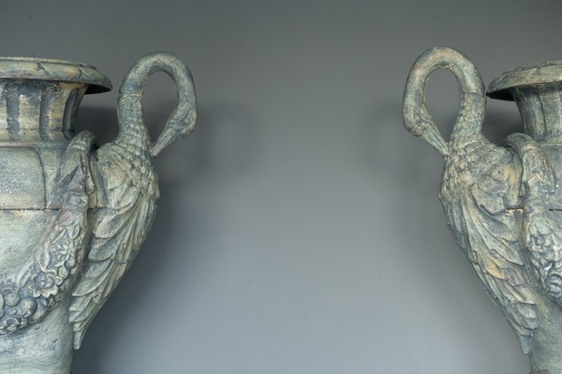Pair Of French Antique Urns-decorative-garden-antiques-dsc05586-main-638207107301532915.jpg