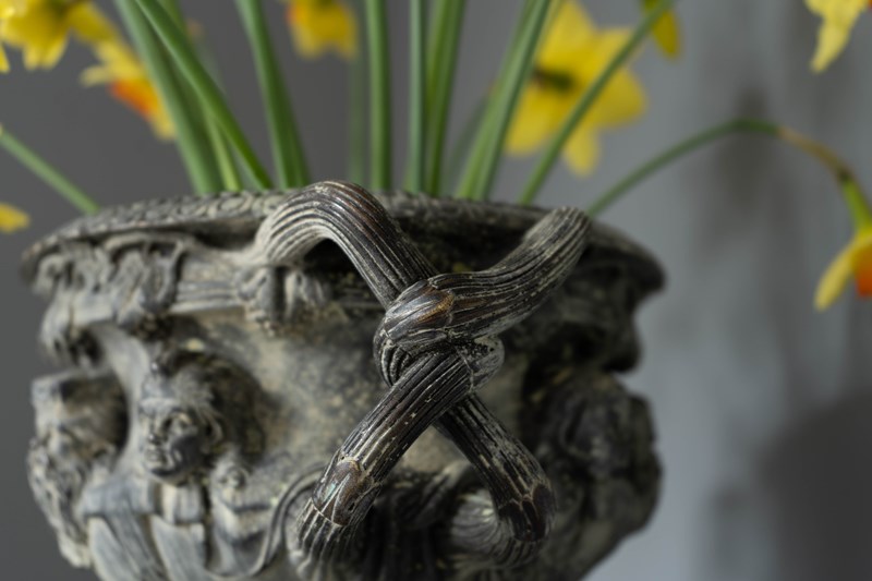 Antique Cast Iron Warwick Style Decorative Urn-decorative-garden-antiques-dsc06231-main-638206989811501634.jpg