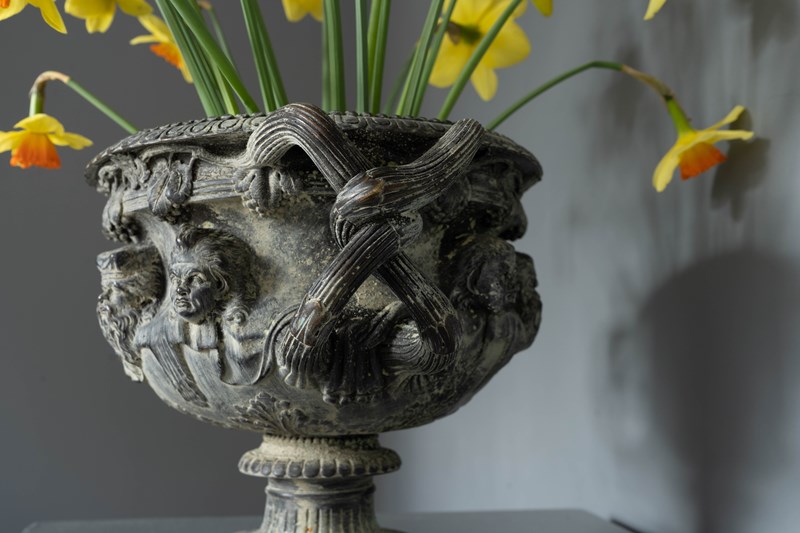 Antique Cast Iron Warwick Style Decorative Urn-decorative-garden-antiques-dsc06232-main-638206989874313320.jpg