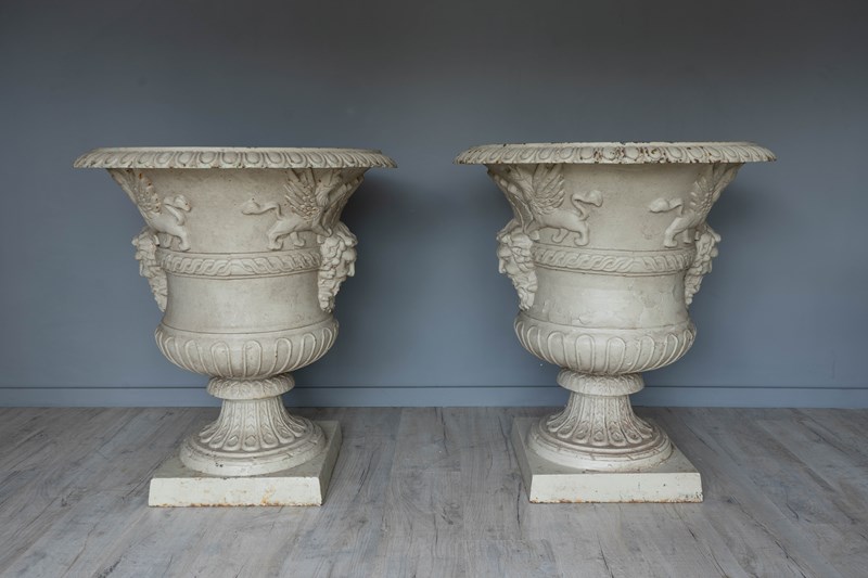 A Pair Of Very Large Scale Cast Iron Urns-decorative-garden-antiques-dsc07417-main-638206051857120444.jpg