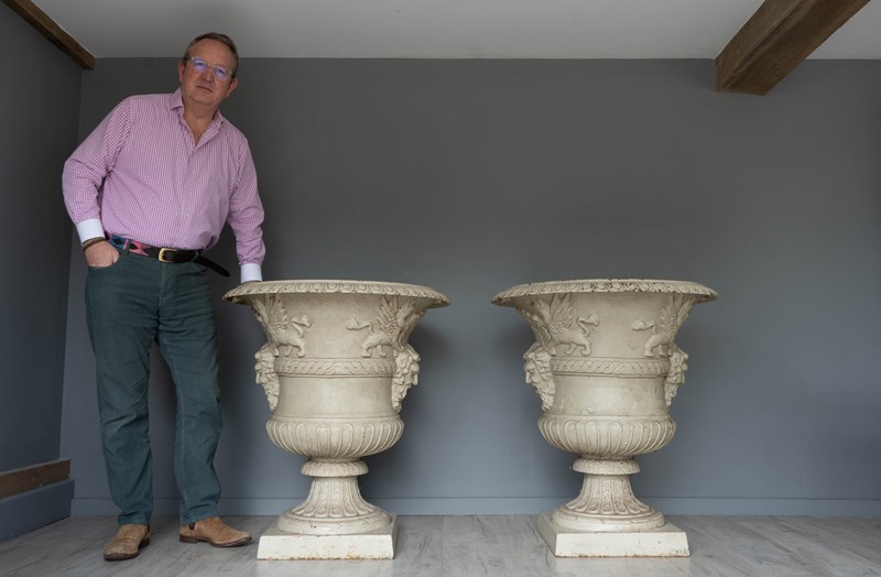 A Pair Of Very Large Scale Cast Iron Urns-decorative-garden-antiques-dsc07424-main-638206052259459170.jpg