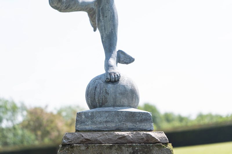 Antique Lead Garden Statue Of Mercury-decorative-garden-antiques-dsc07460-main-638206045972042634.jpg