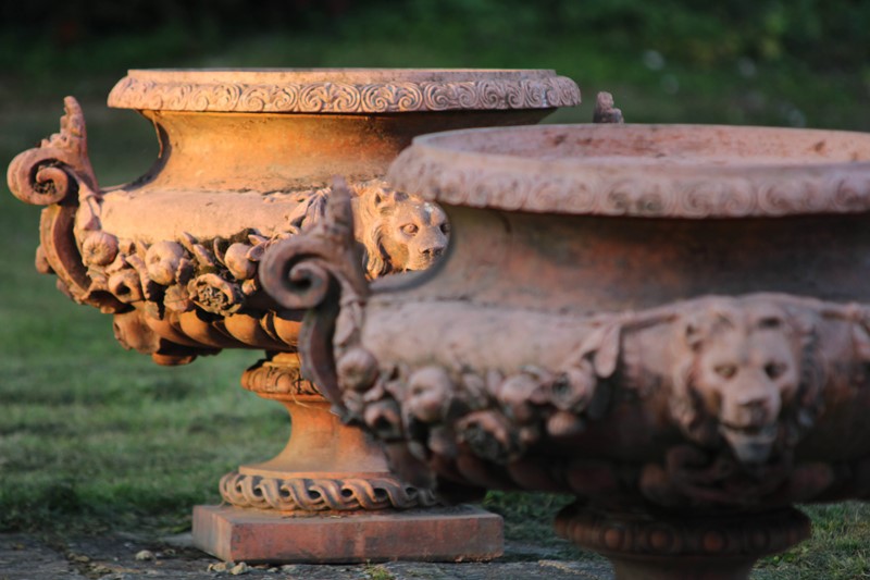  Impressive rococo style garden urns-decorative-garden-antiques-img-4196-main-637401679772738259.jpg