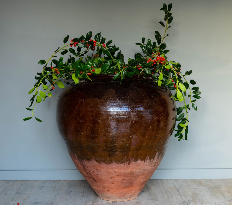 Antique Enormous, Brown Vase-decorative-garden-antiques-lead-urns--3-main-637744039642053423.jpg