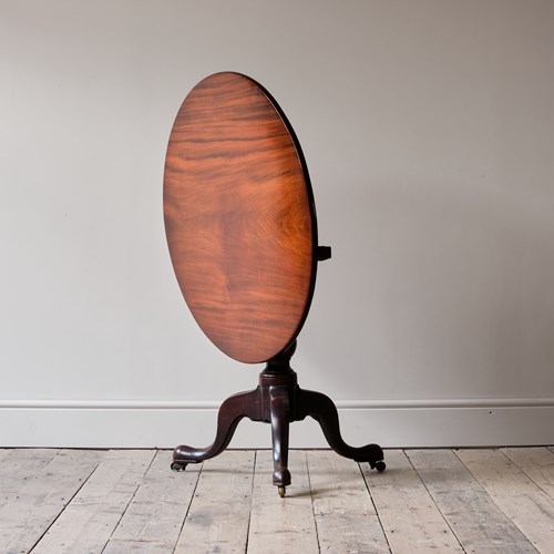 18Th Century Georgian Mahogany Tilt Top Table