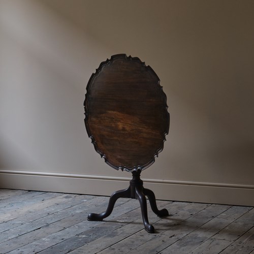 George III Pie Crust Tilt Top Tripod Table