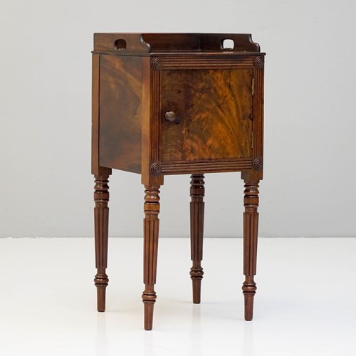 Single Mahogany Bedside Cupboard