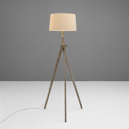 Tripod Lamp