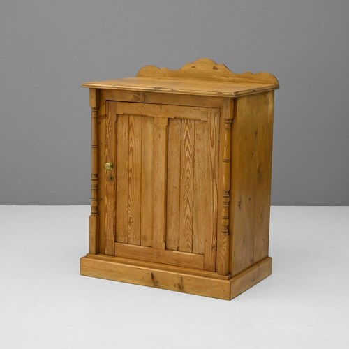 Single Door Pine Cupboard