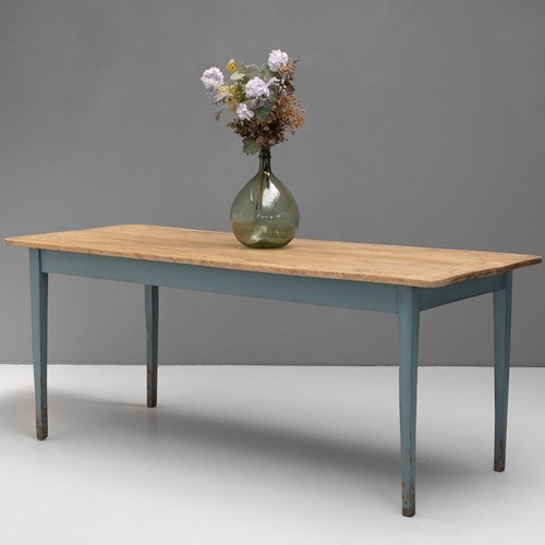 Chestnut Farm Table
