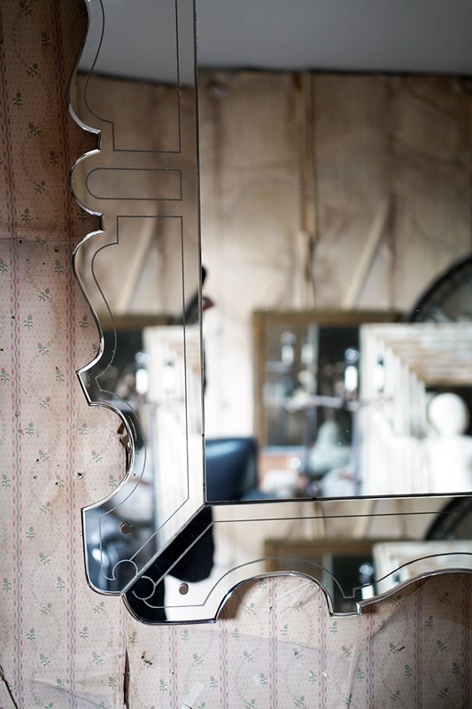A Large Mid-20Thc Venetian Glass Wall Mirror-doe-and-hope-largevenetianmirror2-main-638116318782928135.jpg