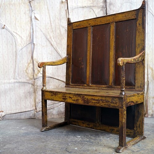 Rare 17Thc Welsh Painted Pine Settle C.1660–80