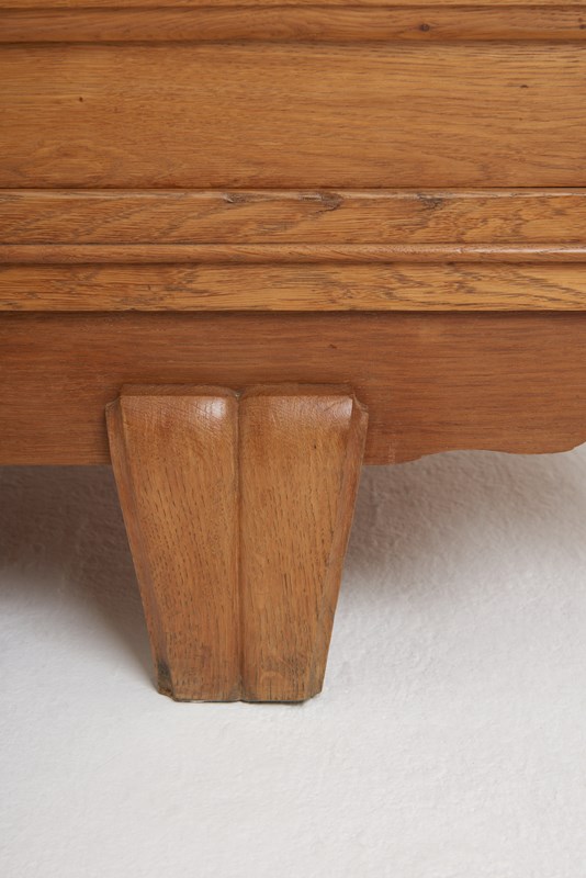 Art Deco Oak Sideboard-dorian-caffot-de-fawes-antiques-7895-10-main-638204476673875274.jpg