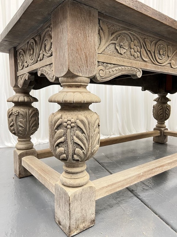 Antique oak plank-top rectangular dining table-duchess-rose-antiques-25f544f0-8e57-42b1-a5b4-4653e69bed4d-main-637830993217719178.jpeg