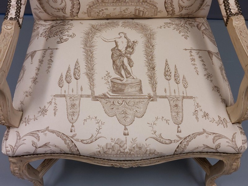 Vintage Ralph Lauren arm chair in unknown fabric-empel-collections-20221104-160914-main-638031728948707690.jpg