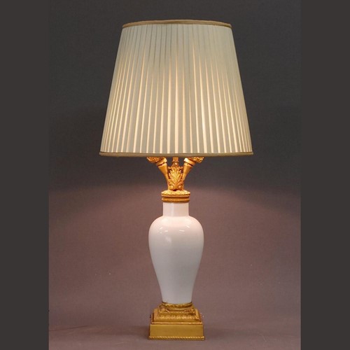 Single antique porcelain and ormulu lamp