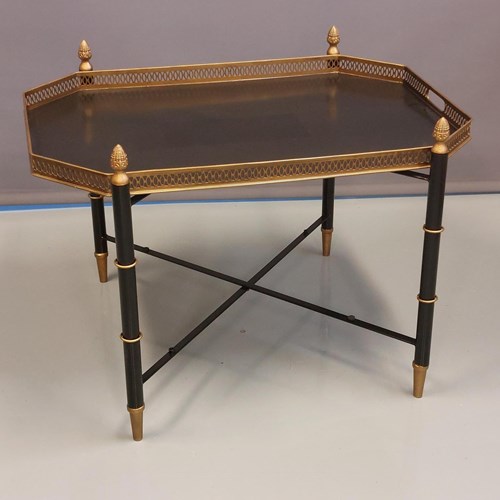 Tole Loose Tray On Stand Coffee Table