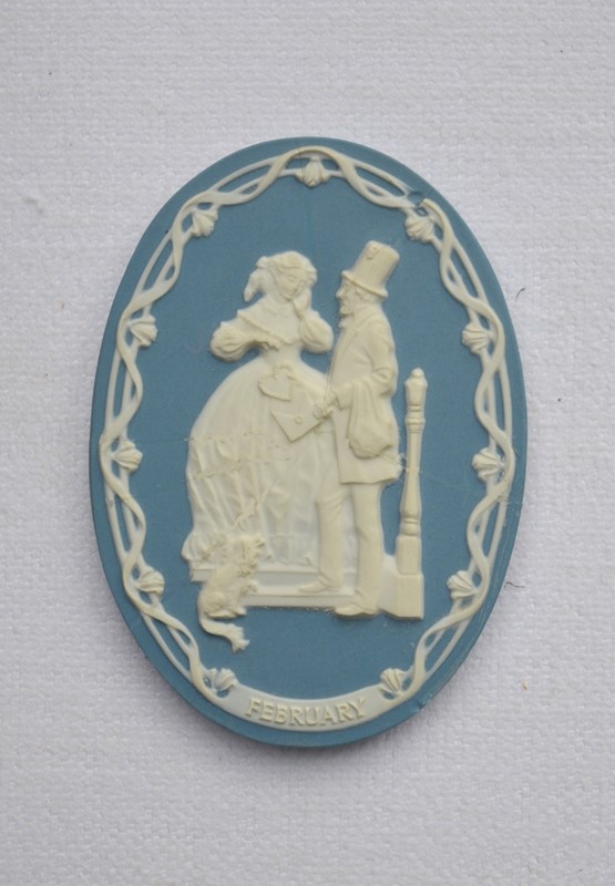 12 Small Wedgewood Plaques In Your Choice Of Frame-empel-collections-wedgewood-panels-12-months-001-main-637400085138383131.JPG