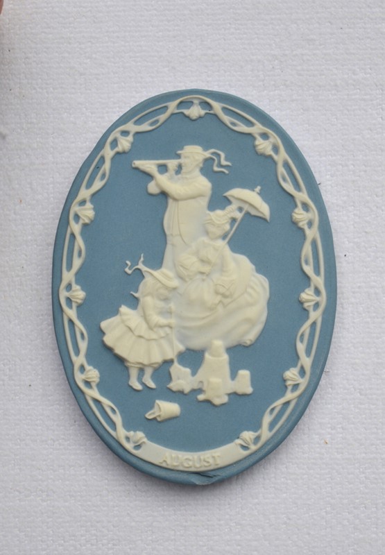 12 small wedgewood plaques in your choice of frame-empel-collections-wedgewood-panels-12-months-007-main-637400085155883348.JPG